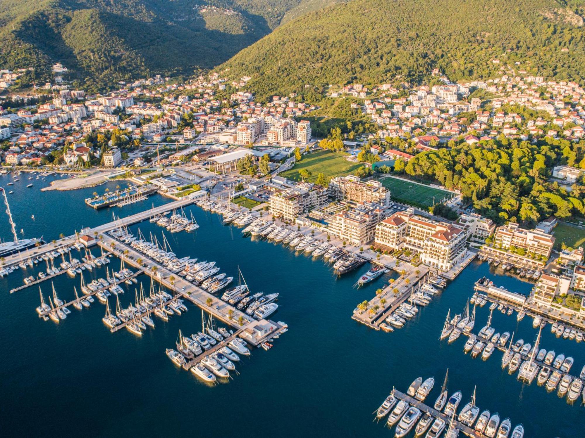 Porto Montenegro Residences Appartement *